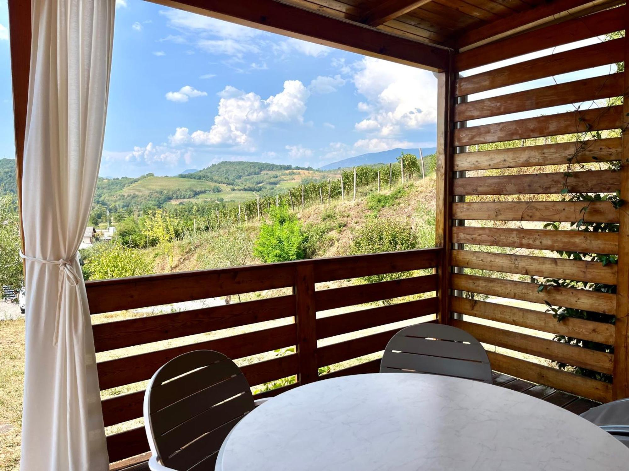 Saxida Wine Estate Hotel Zalosce Exterior photo